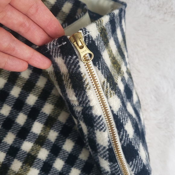 J Crew Dark Academia Plaid Check Wool Mini Skirt Worn by Vanessa Hudgens - Picture 8 of 14